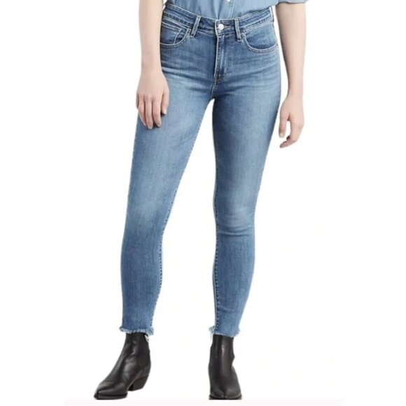 Levi's 721 High-rise Skinny Red Tag Denim Jeans, Size 31 - Picture 2 of 15